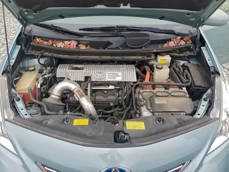 2014 TOYOTA PRIUS V   