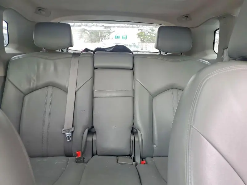 2011 CADILLAC SRX LUXURY COLLECTION  
