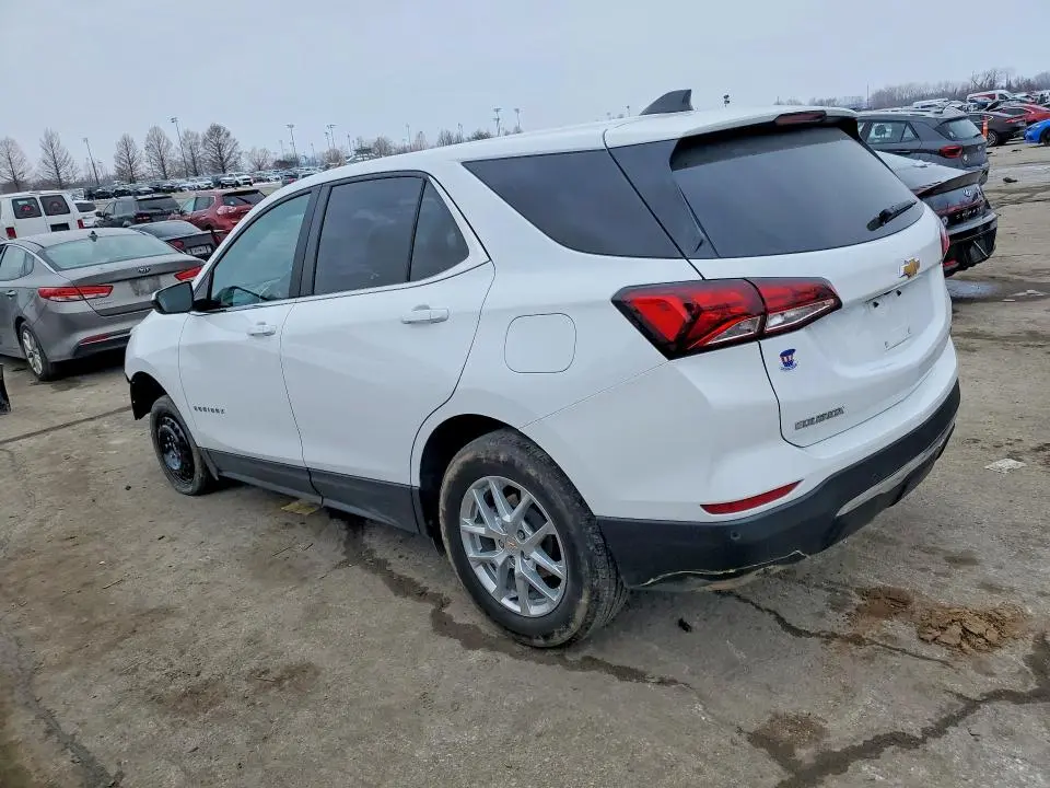 2022 CHEVROLET EQUINOX LT  