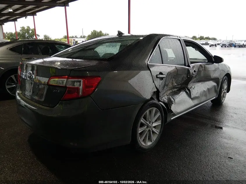 2012 TOYOTA CAMRY XLE V6