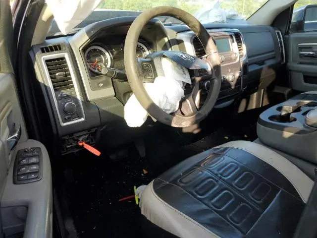 2017 RAM 1500 SLT  