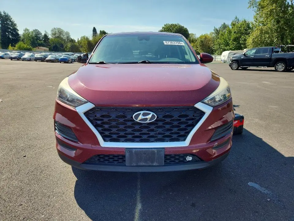 2019 HYUNDAI TUCSON SE  
