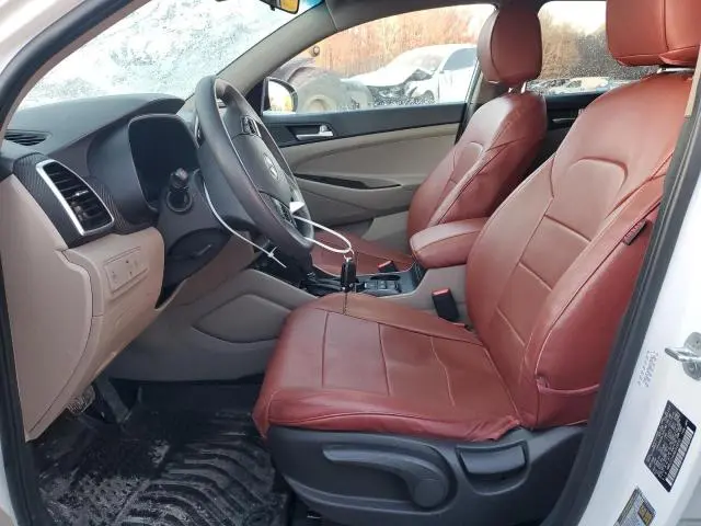 2021 HYUNDAI TUCSON SE  