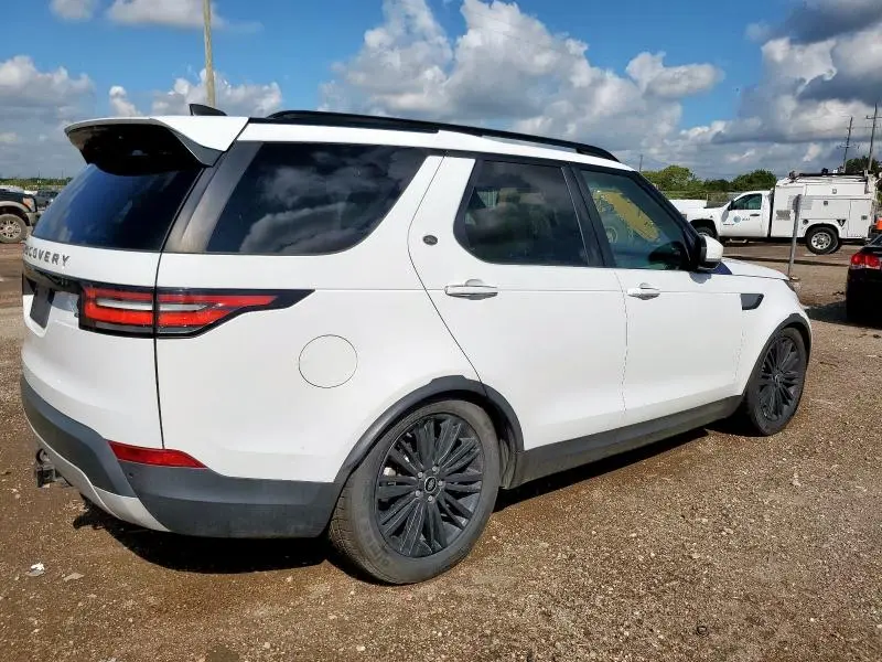 2017 LAND ROVER DISCOVERY HSE LUXURY  