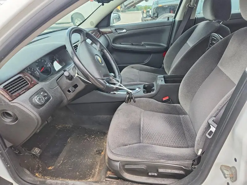 2013 CHEVROLET IMPALA LT  