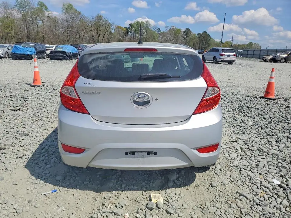 2015 HYUNDAI ACCENT GS  