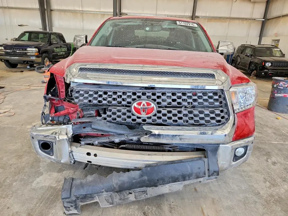 2017 TOYOTA TUNDRA SR5  