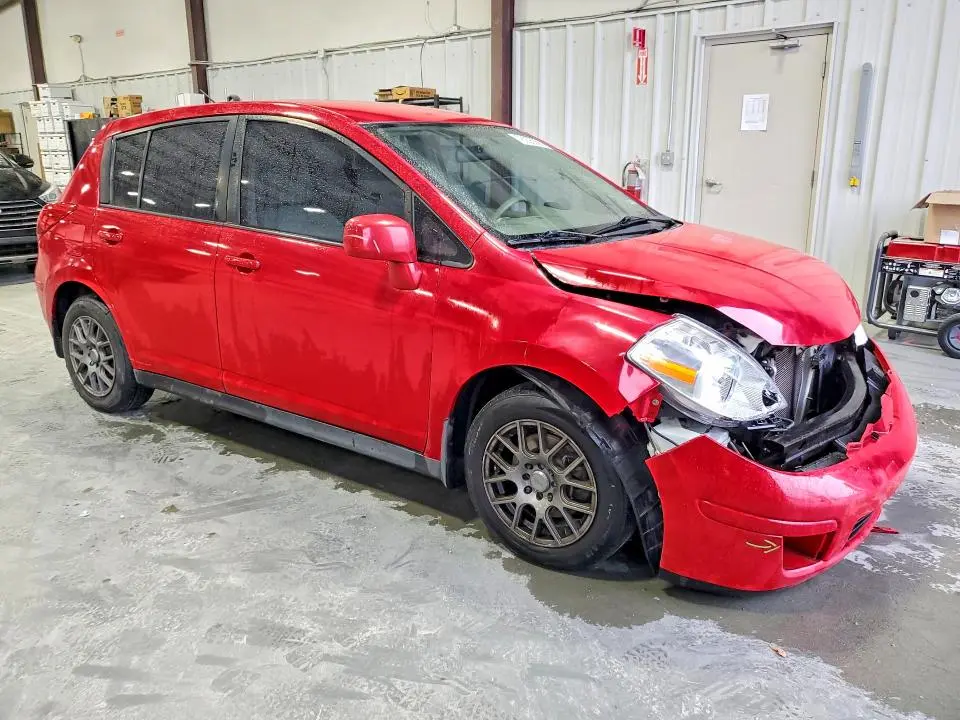 2010 NISSAN VERSA   
