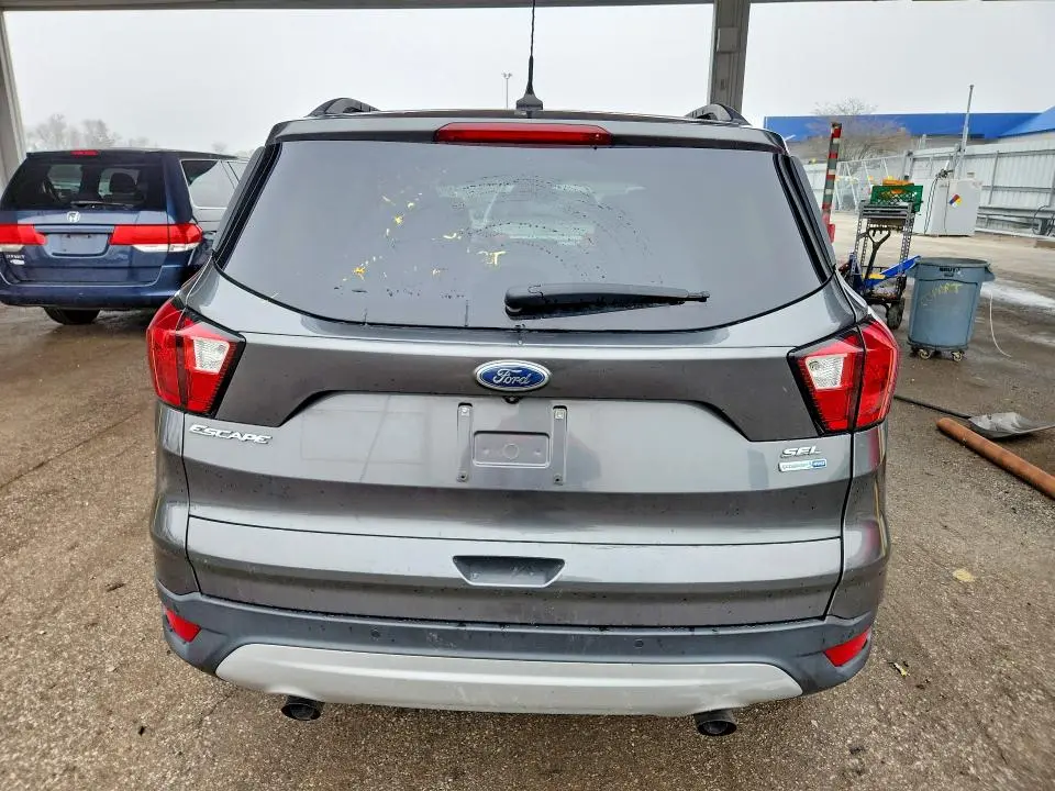 2019 FORD ESCAPE SEL  
