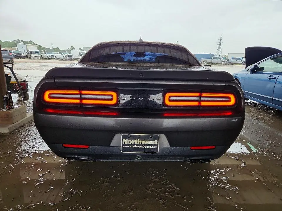 2022 DODGE CHALLENGER R/T  