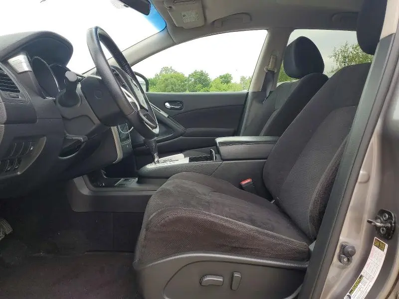 2010 NISSAN MURANO S  