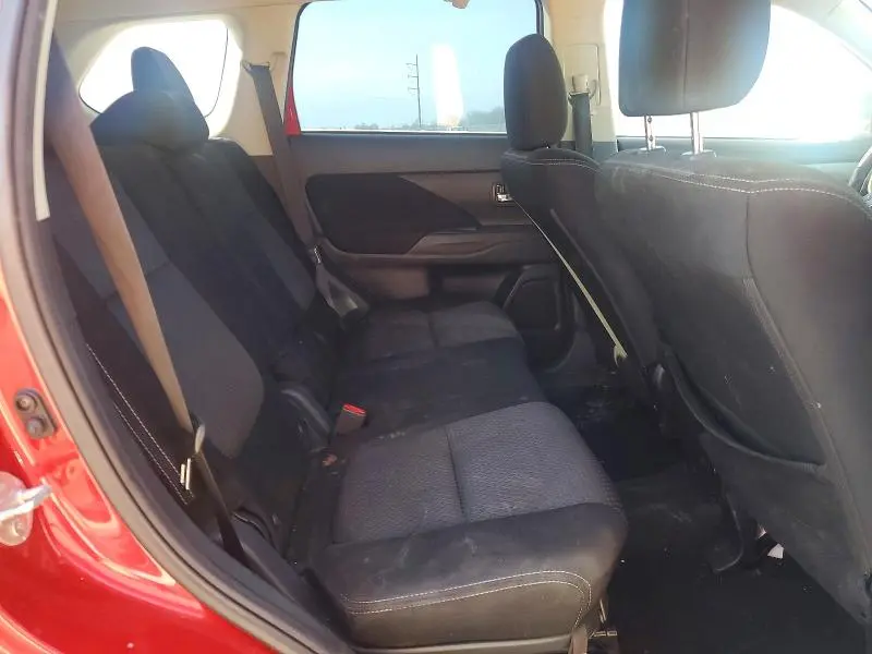 2017 MITSUBISHI OUTLANDER ES  