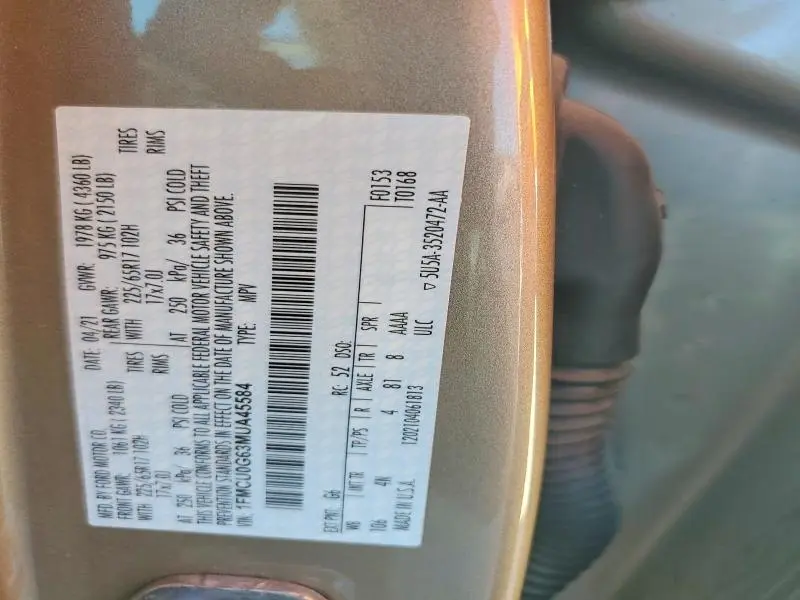 2021 FORD ESCAPE SE  