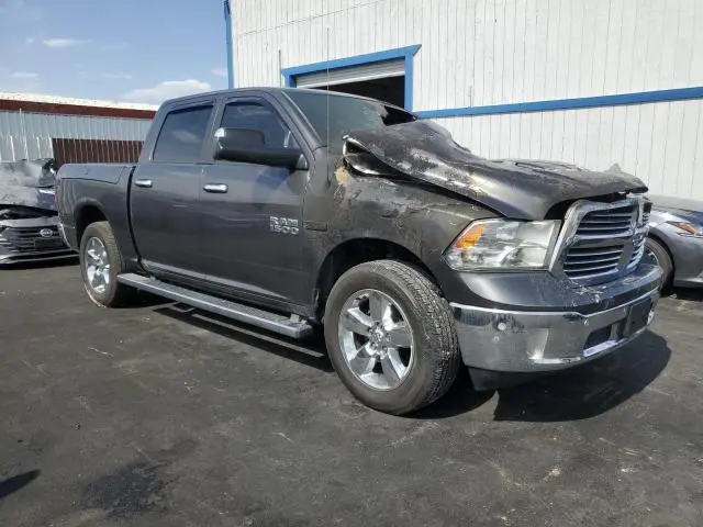 2015 RAM 1500 SLT  