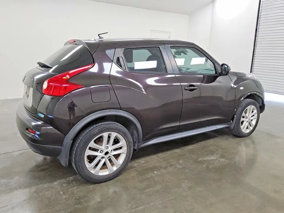 2014 NISSAN JUKE S  