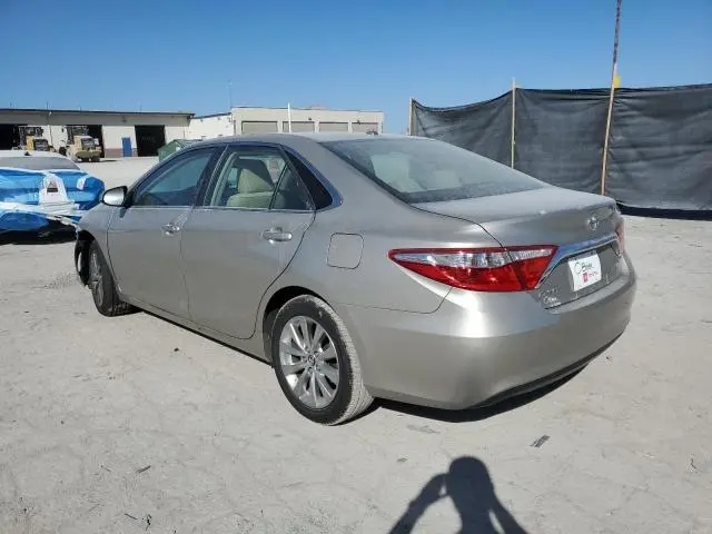 2016 TOYOTA CAMRY LE  