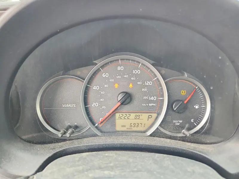 2014 TOYOTA YARIS 5-DOOR L  