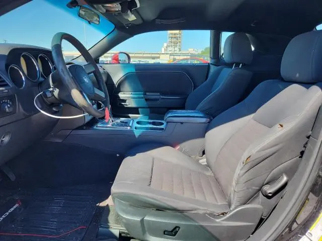 2010 DODGE CHALLENGER SE  