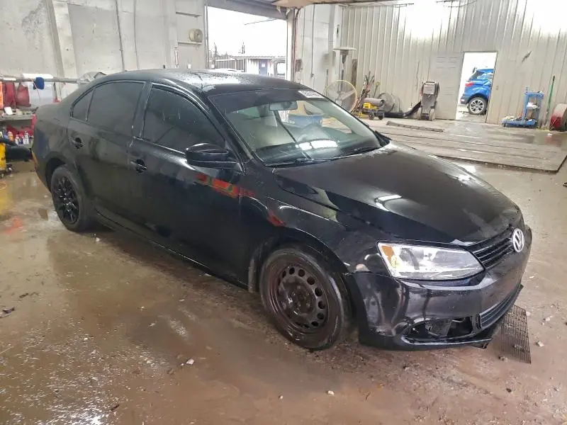 2012 VOLKSWAGEN JETTA BASE  