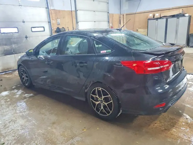 2015 FORD FOCUS SE  