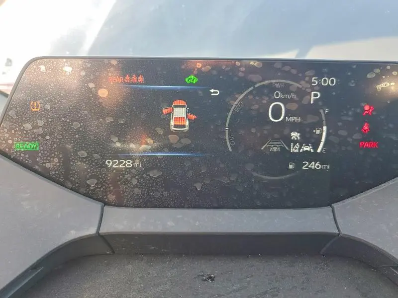 2025 TOYOTA PRIUS LE  