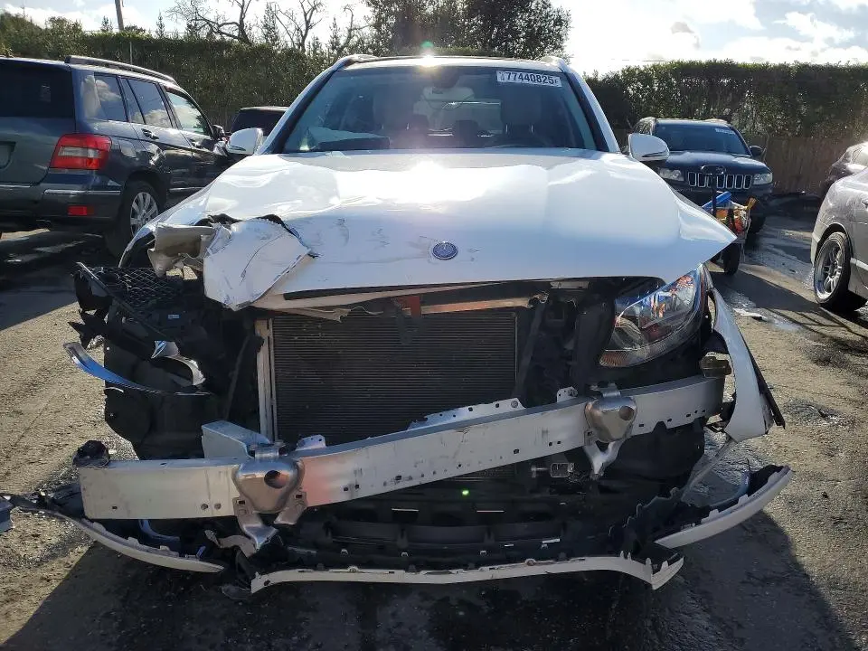 2016 MERCEDES-BENZ GLC 300  