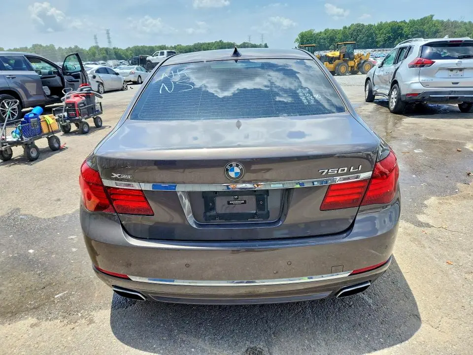 2014 BMW 750 LXI  