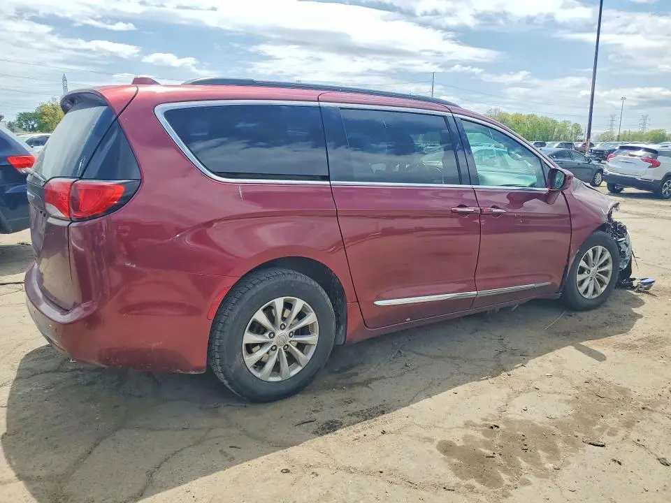 2017 CHRYSLER PACIFICA TOURING L  