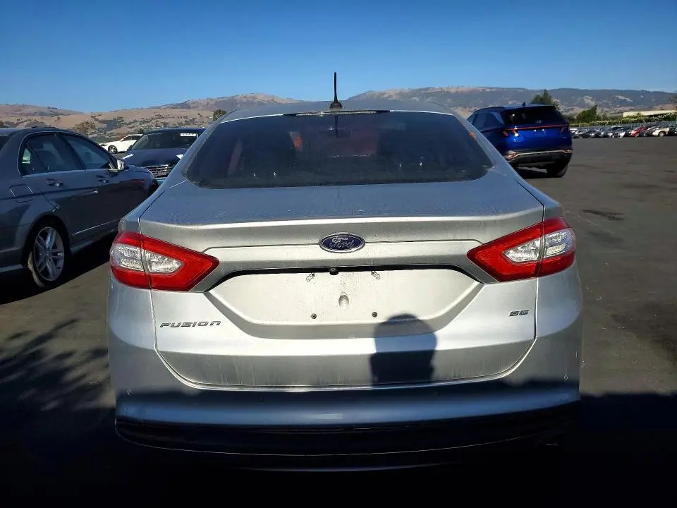 2016 FORD FUSION SE  