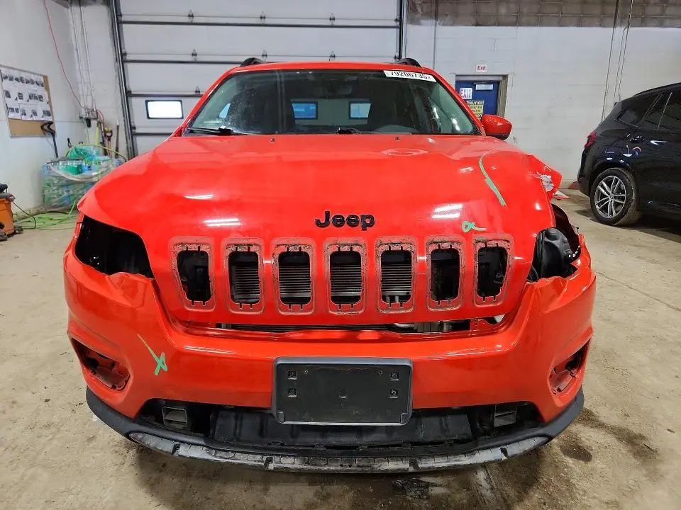 2021 JEEP CHEROKEE LATITUDE PLUS  