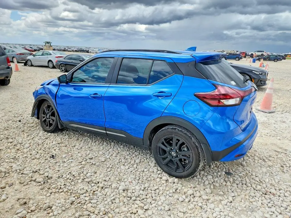 2021 NISSAN KICKS SR  