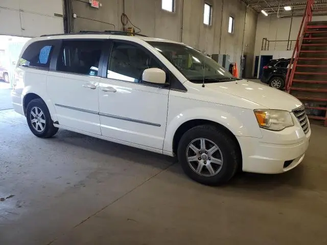 2010 CHRYSLER TOWN & COUNTRY TOURING  