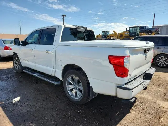 2018 NISSAN TITAN SV  