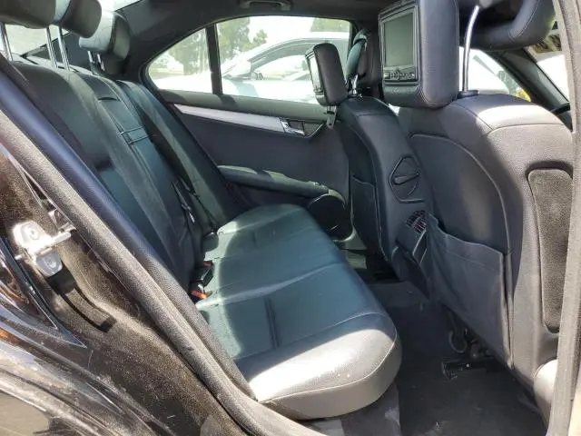 2010 MERCEDES-BENZ C 300  