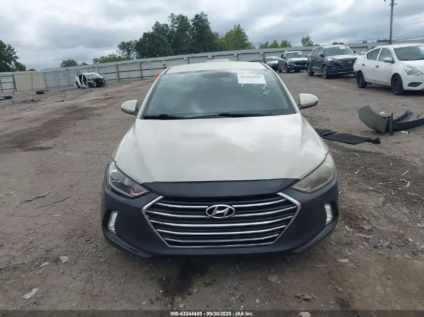 2017 HYUNDAI ELANTRA SE