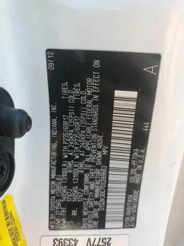 2013 TOYOTA SIENNA   