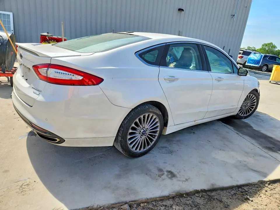 2015 FORD FUSION TITANIUM  