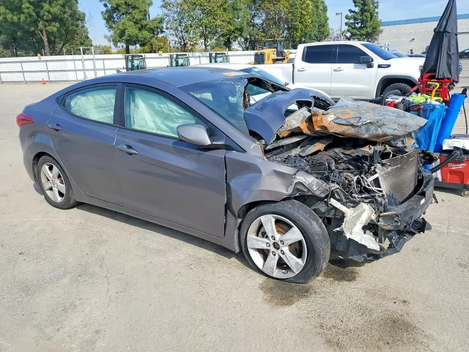 2011 HYUNDAI ELANTRA GLS  