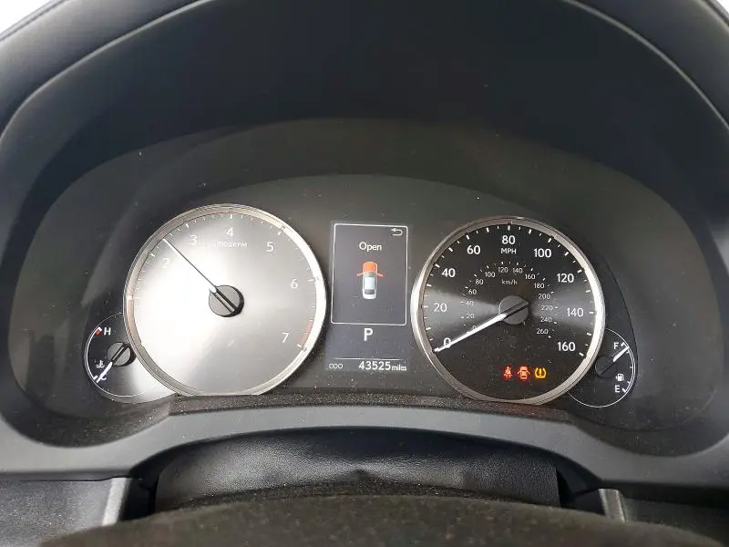 2017 LEXUS IS 300  