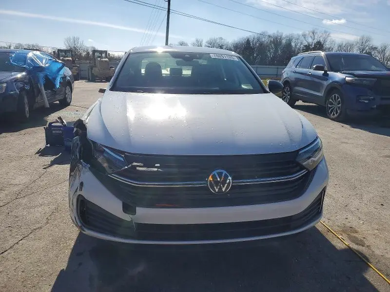 2024 VOLKSWAGEN JETTA SPORT  