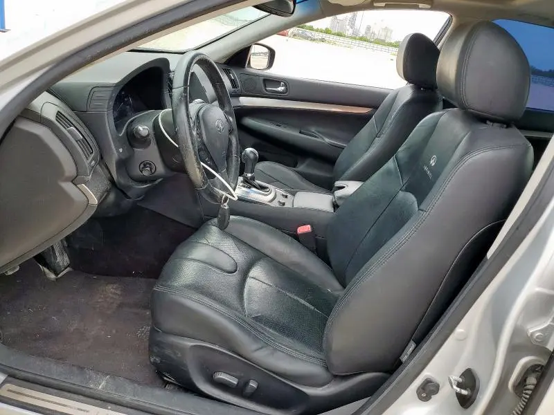 2010 INFINITI G37 BASE  