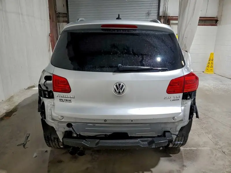 2012 VOLKSWAGEN TIGUAN S  