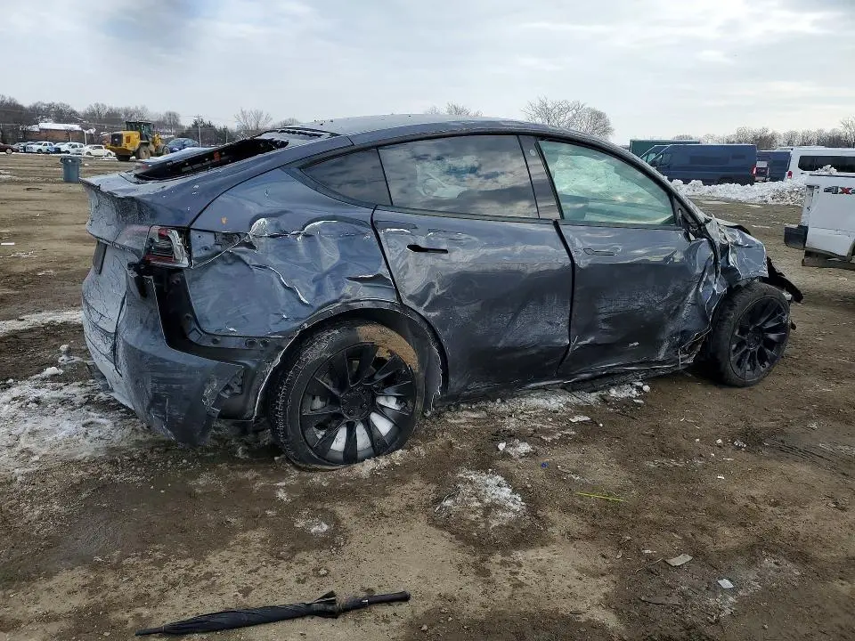 2022 TESLA MODEL Y   