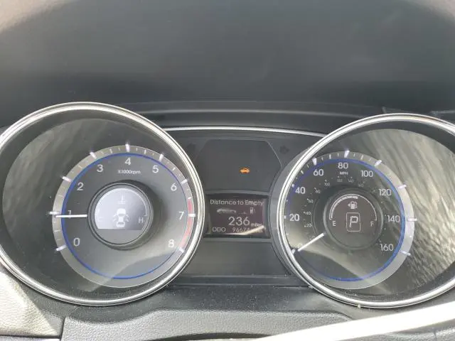 2013 HYUNDAI SONATA SE
