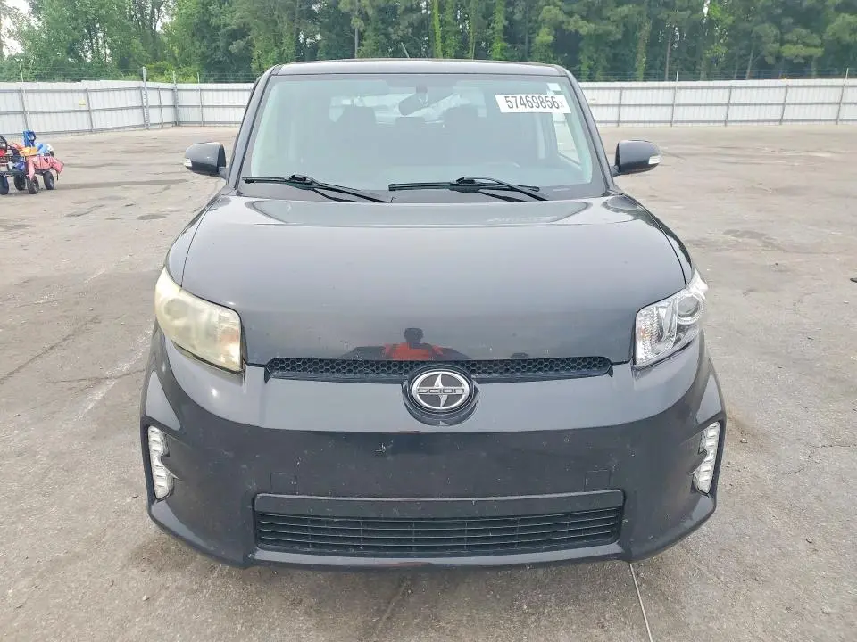 2013 SCION XB BASE  