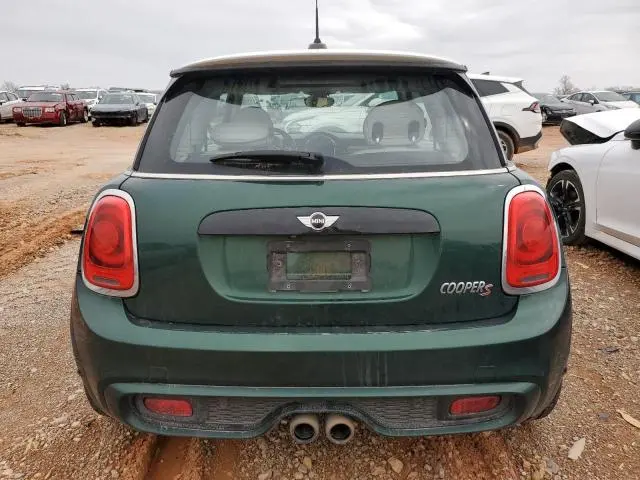 2018 MINI COOPER S