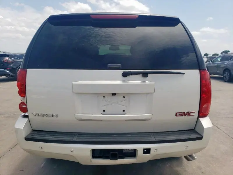 2013 GMC YUKON SLT  