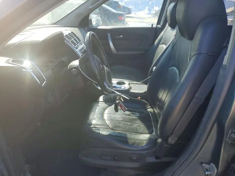 2011 GMC ACADIA SLT-2  