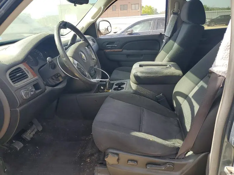 2011 CHEVROLET AVALANCHE LS  