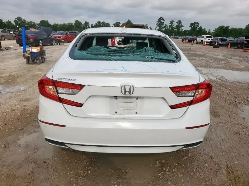 2018 HONDA ACCORD LX  